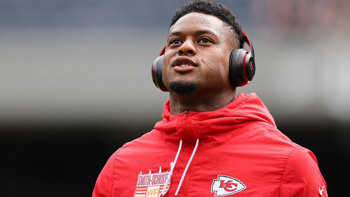 Kansas City Chiefs WR Fantasy Football Preview: Can JuJu Smith-Schuster, Skyy Moore Replace Tyreek Hill? article feature image