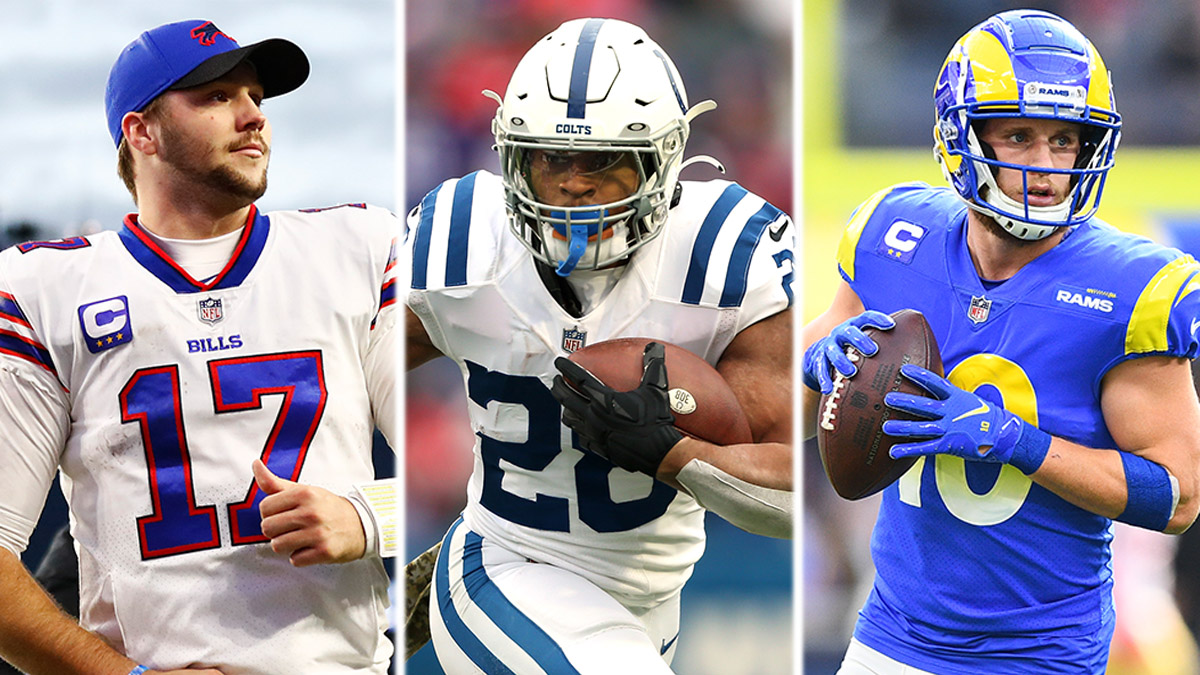 2022 Fantasy Football Rankings, Tiers: Your Guide To Drafting QBs, RBs, WRs, TEs article feature image