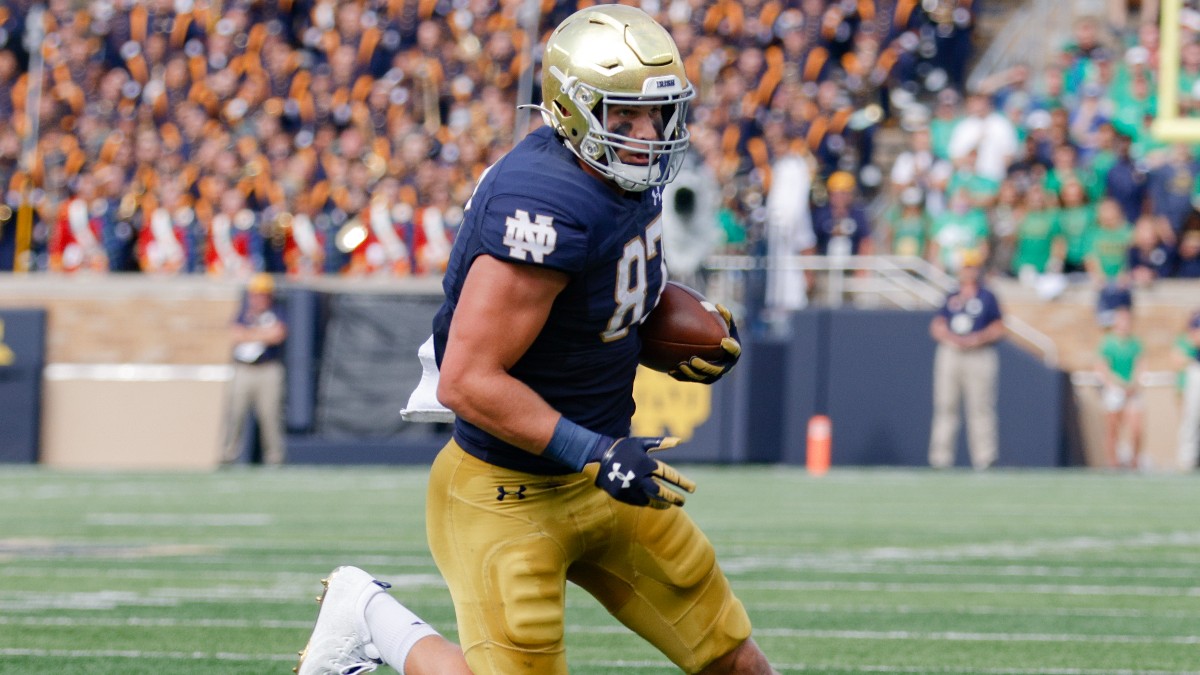 Stanford vs. Notre Dame Betting Odds, Prediction: Sharps Riding Wave of Momentum into Saturday Night article feature image