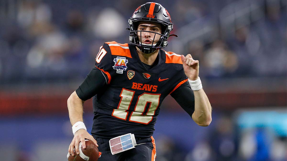 College Football Betting Trends Week 1: Boise State vs. Oregon State, Utah vs. Florida Headline Most Popular Bets for Night Slate article feature image
