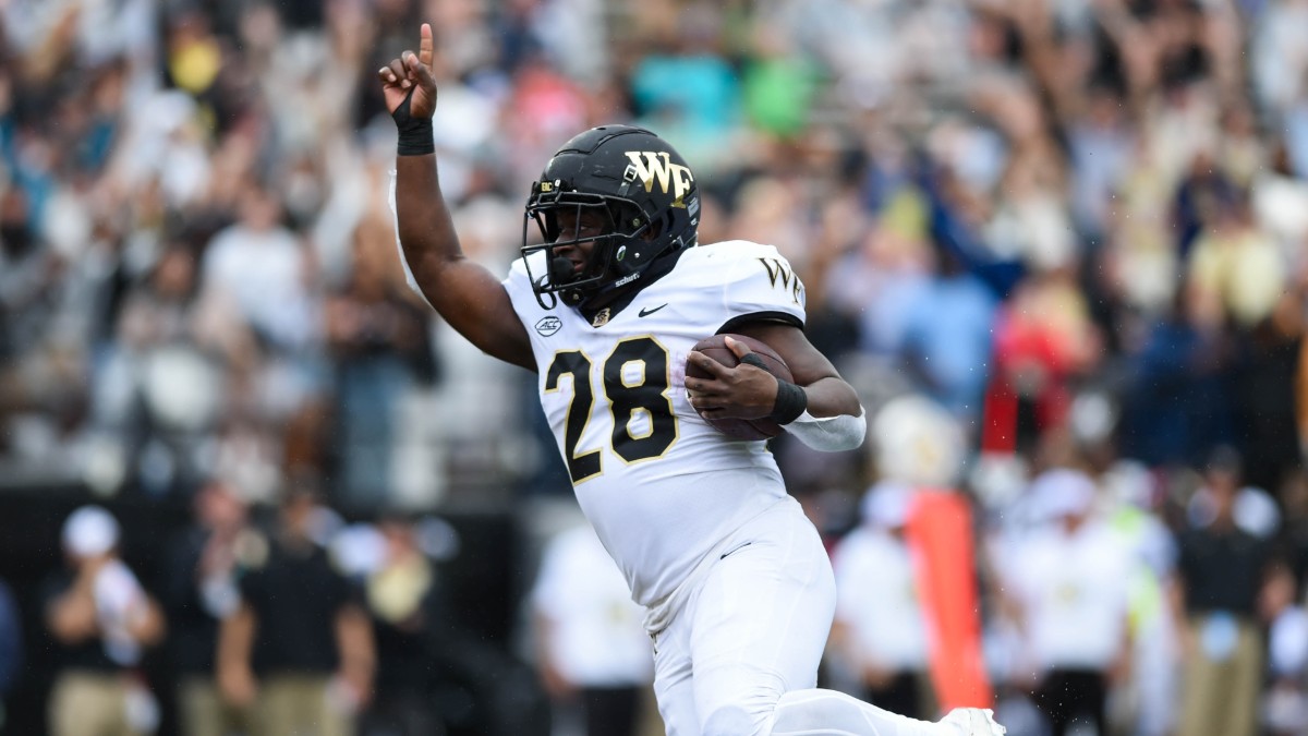 Clemson vs Wake Forest Betting Odds, Picks: Can Demon Deacons Keep It Close? (September 24) article feature image