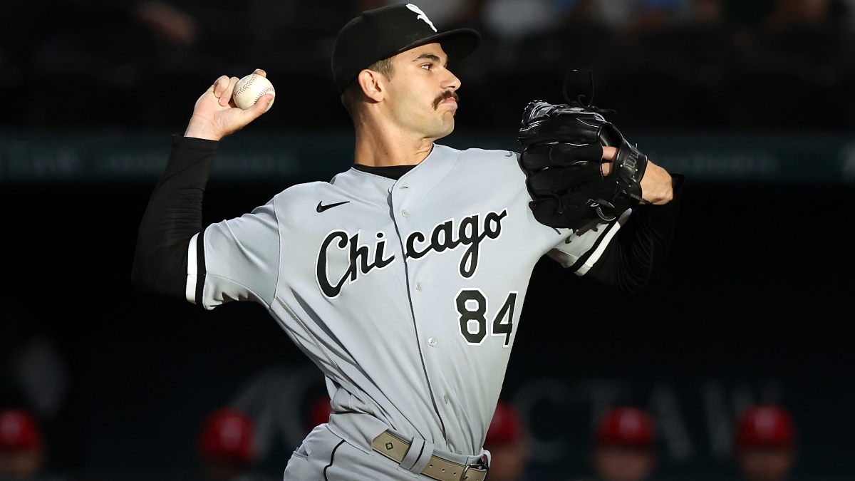 The Sharp Side of Monday's White Sox-Twins Matinee Image