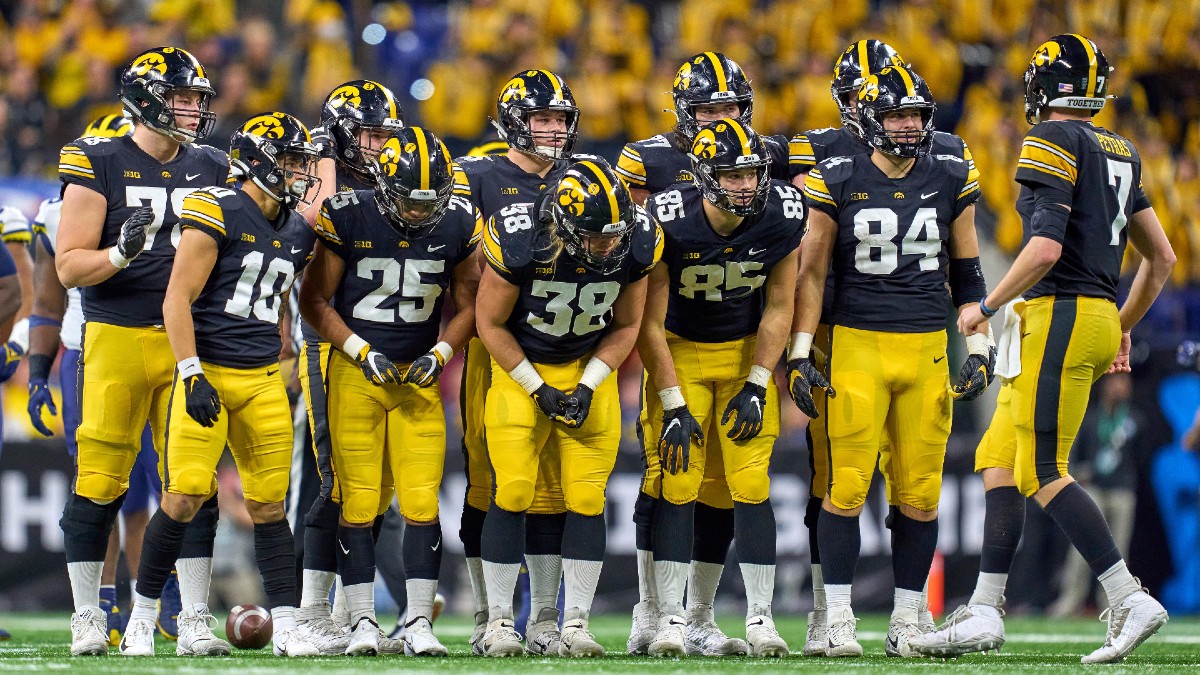 NFL Betting 2022: Week 2 spread pick to bet before lines move, NFL and  NCAA Betting Picks