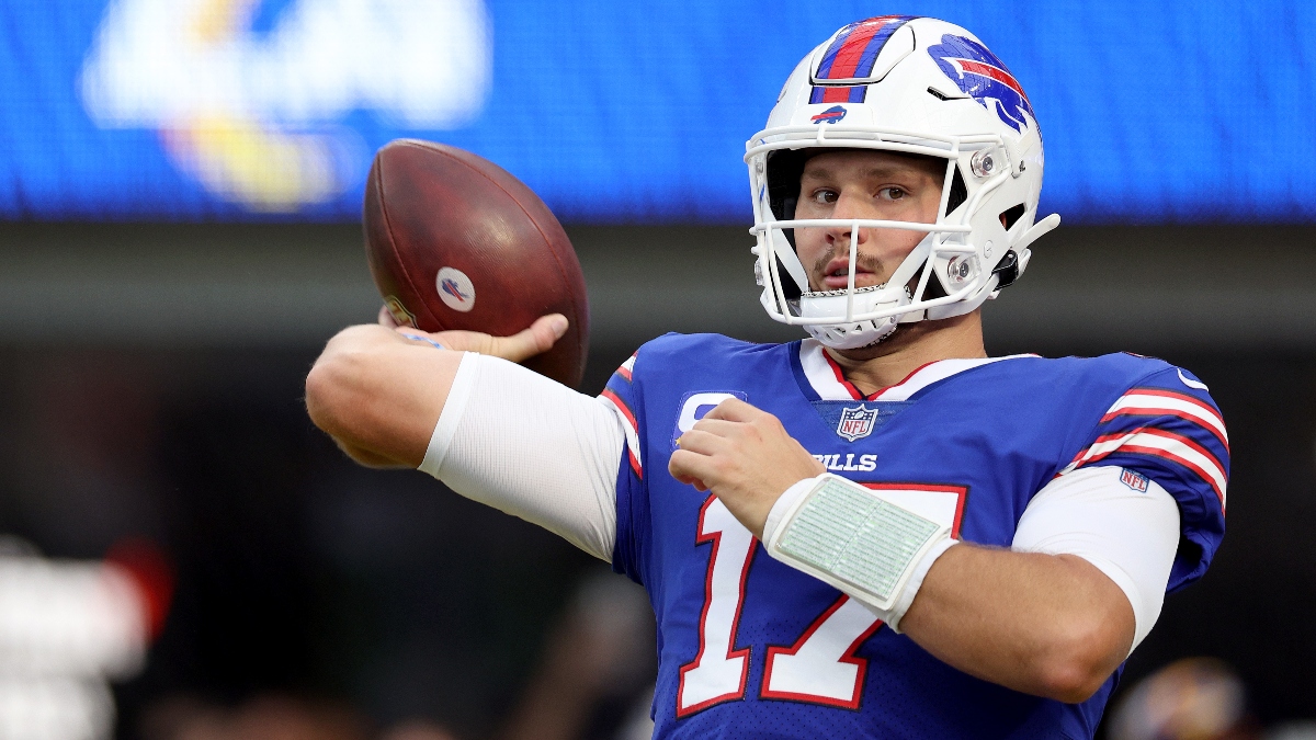 NFL Week 8 Pick’em Pool Picks: Bills & Lions Are Best Straight-Up, Against the Spread Bets article feature image