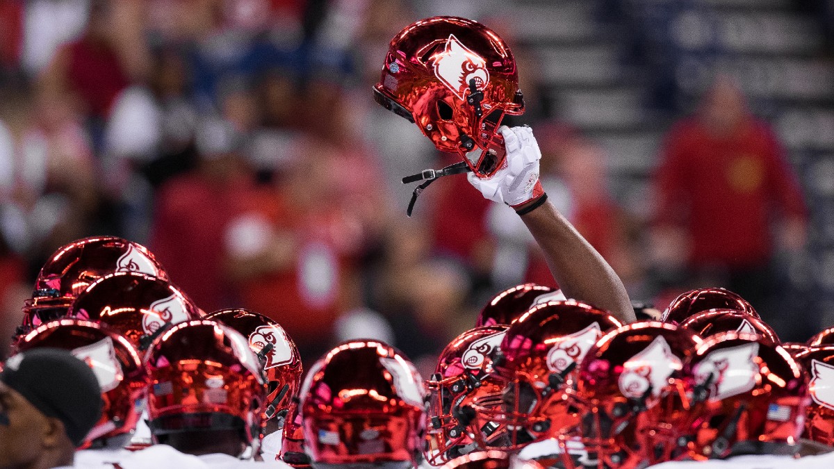 Maurice Turner And Jawhar Jordan Pound The Rock Of Louisville