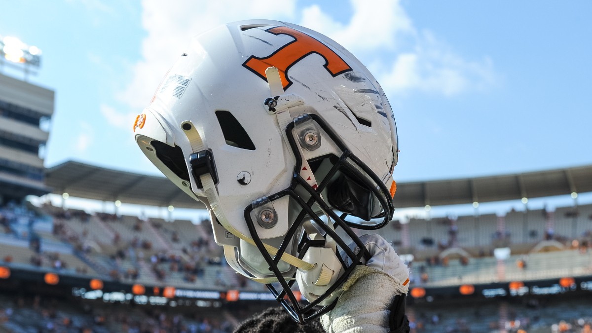 Tennessee vs. Pitt Betting Odds, Expert Picks & Predictions: Debating This College Football Line article feature image