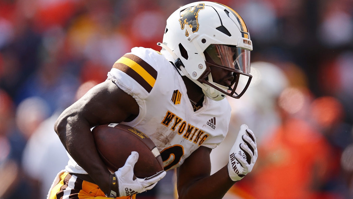 Wyoming vs. BYU Odds, Picks & Predictions: Can Cowboys Control Tempo? article feature image