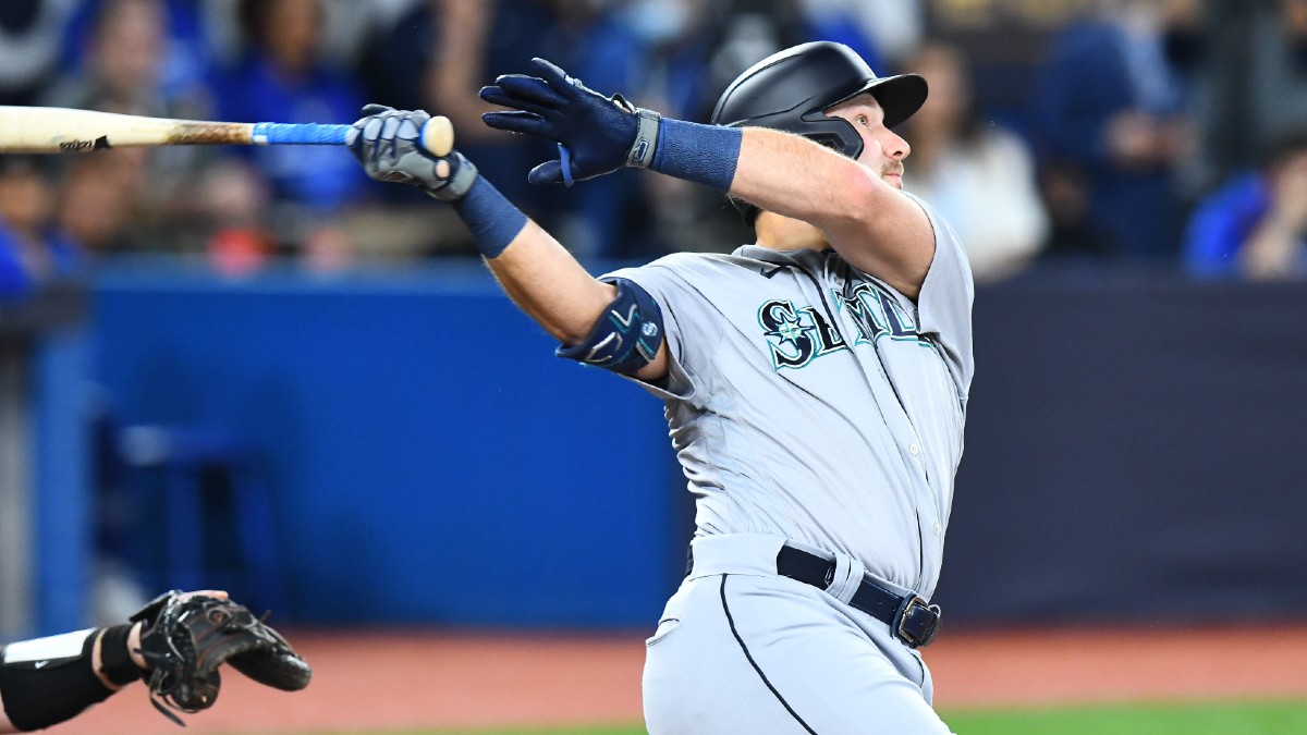 MLB Playoff Picks, Best Bets Odds for Game 3 of ALDS Astros vs Mariners article feature image