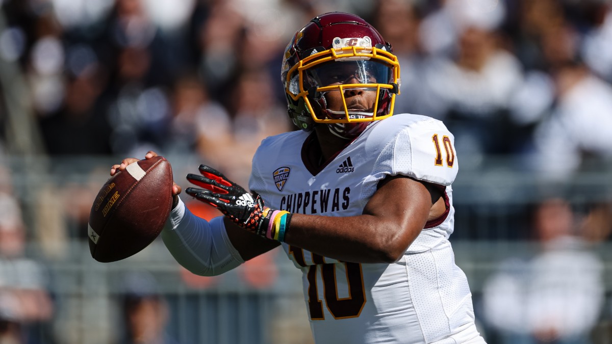 Central Michigan vs. Akron Odds, Picks: College Football MAC Betting Preview article feature image