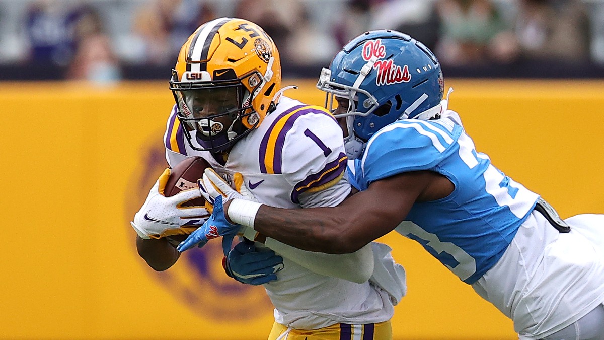 College Football Moneyline Picks: Best Bets for Week 8 Include Ole Miss vs. LSU, Arizona State vs. Stanford article feature image