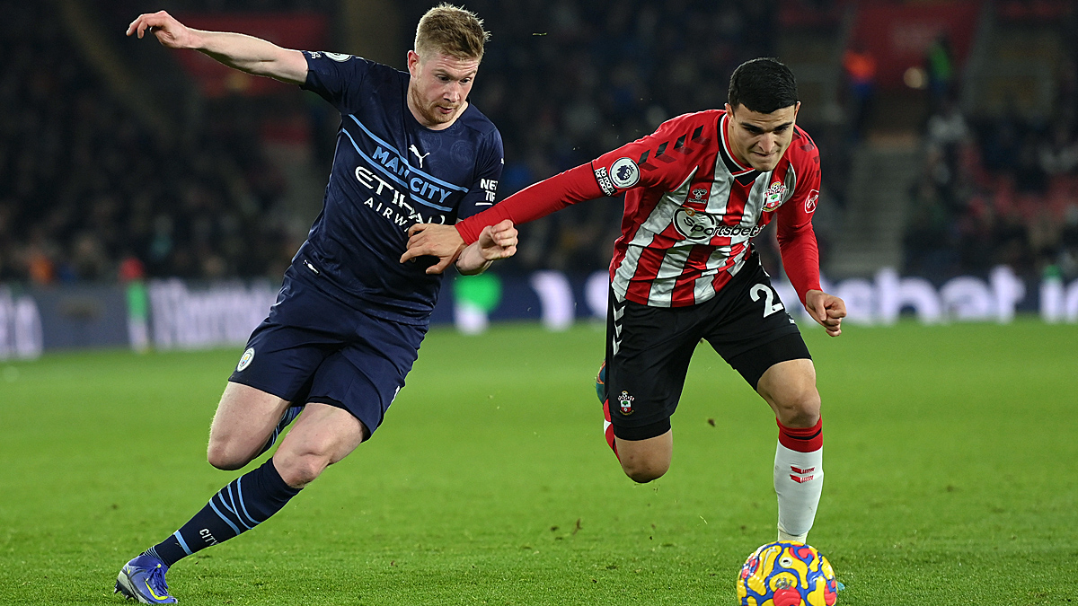 Man City vs. Southampton: Expect This Defense to Dominate Image