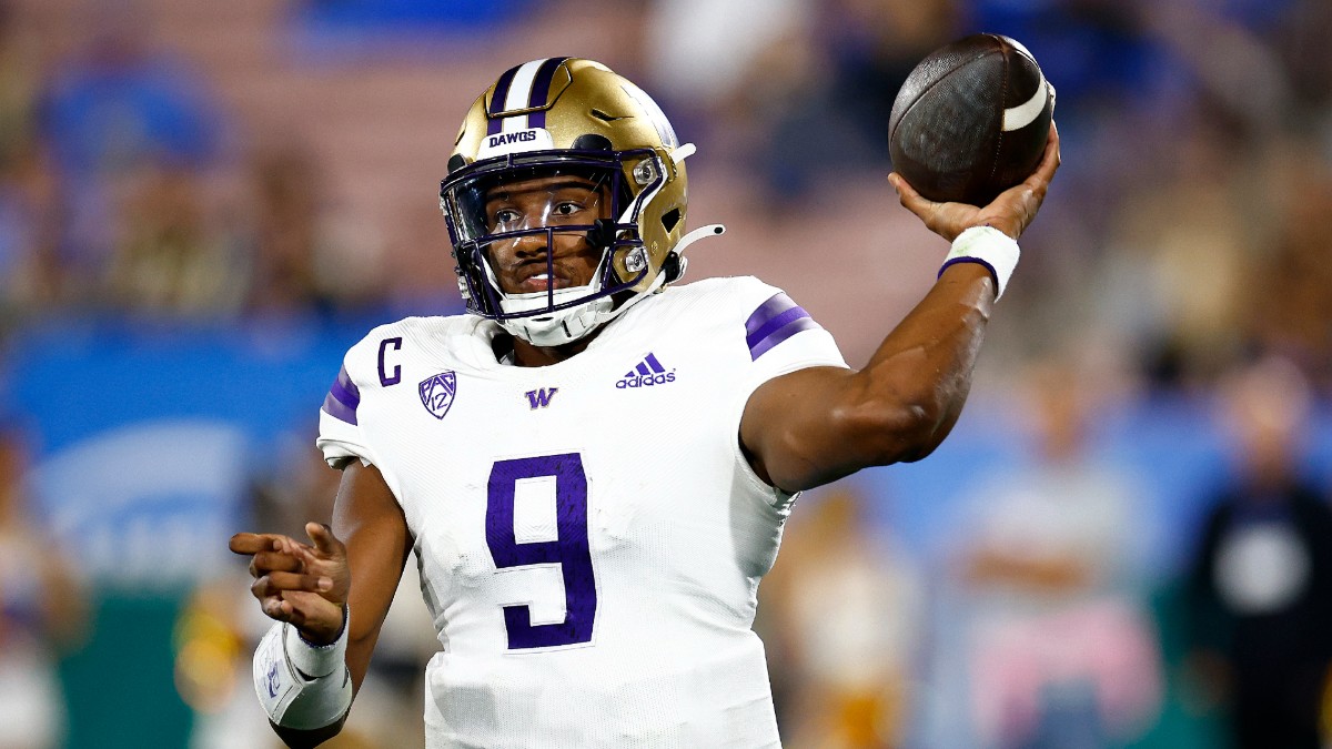 Washington vs. Arizona State Odds, Picks: Expect Lots of Points in Pac-12 Afternoon Showdown article feature image