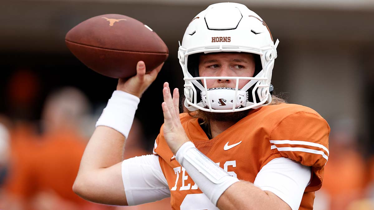 Red River Rivalry Odds: Line Movement as Texas QB Quinn Ewers Will Play vs. Oklahoma article feature image