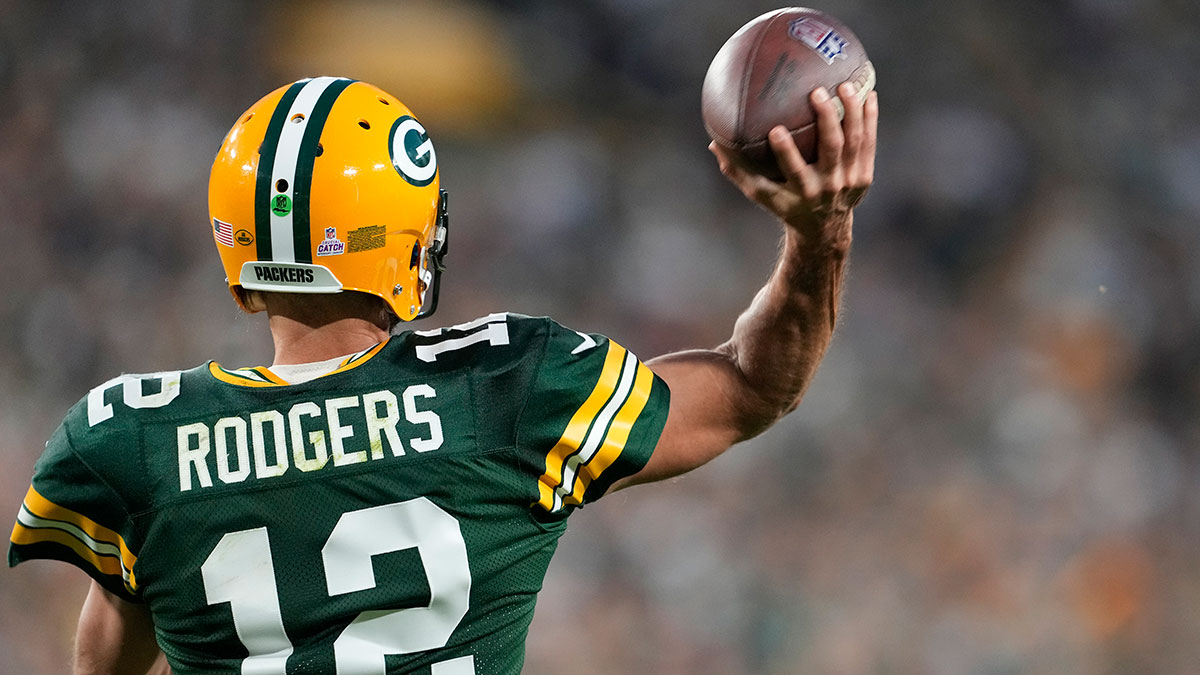 NFL Week 5 Picks, Predictions: Bets for Giants vs Packers, Cowboys vs Rams, Chargers vs Browns, More article feature image