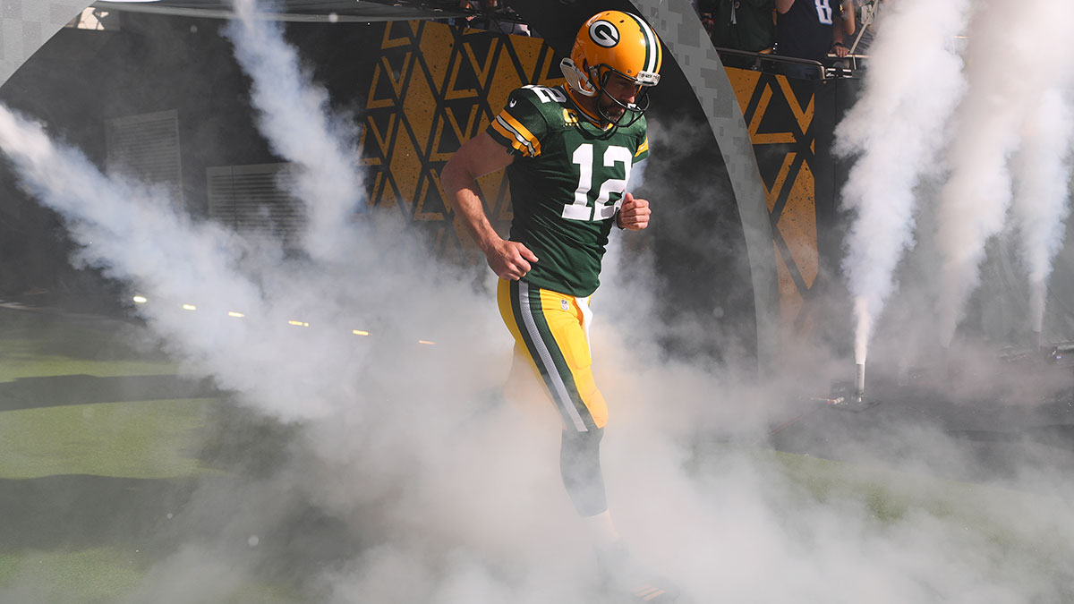NFL Week 7 Player Props: Picks for Aaron Rodgers, Kareem Hunt, Ryan Tannehill article feature image