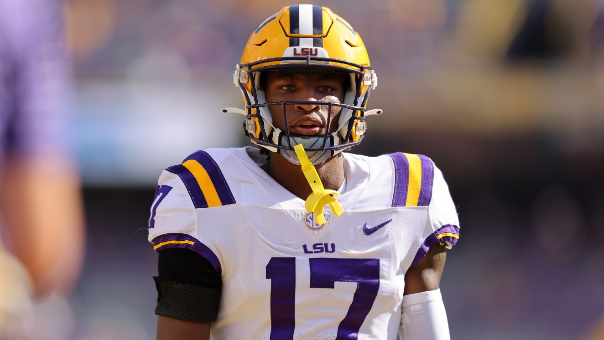 College Football Betting Odds & Pace Report: 3 Over/Unders for Week 8, Including Ole Miss vs. LSU & More article feature image