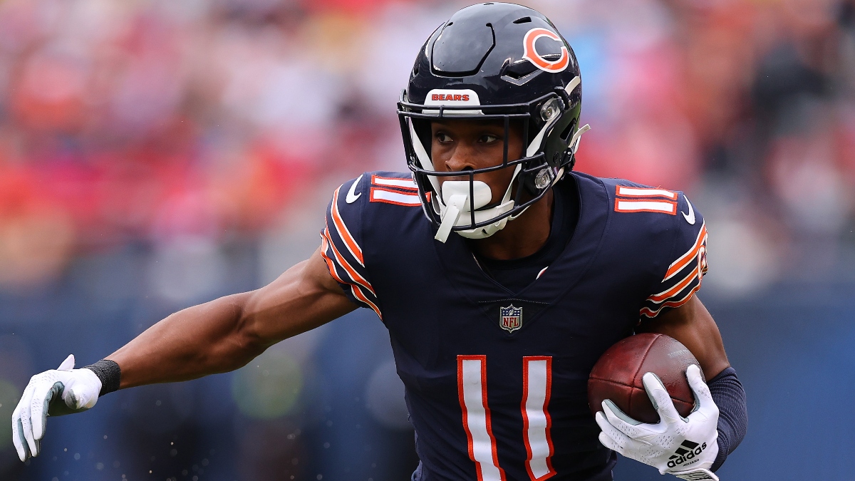 Fantasy Football Start/Sit for Commanders vs Bears: How To Handle Darnell Mooney, Brian Robinson, More article feature image