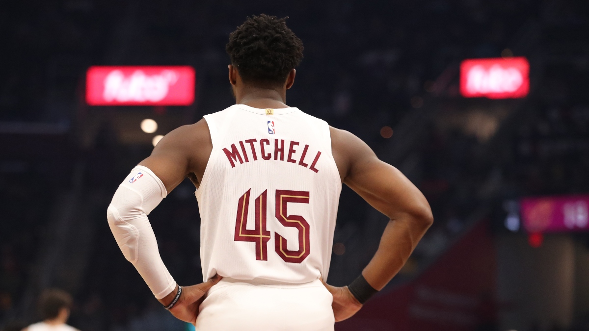 Donovan Mitchell - Cleveland Cavaliers - Kia NBA Tip-Off 2022 - Game-Worn  Statement Edition Jersey - Team Debut - Scored Game-High 31 Points -  2022-23 NBA Season