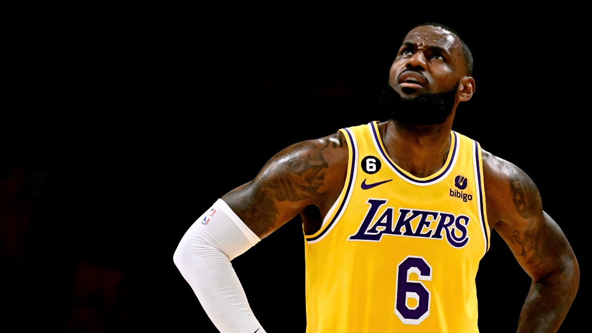 Bet the Lakers to Make or Miss the Playoffs? Experts Weigh In on the Odds article feature image