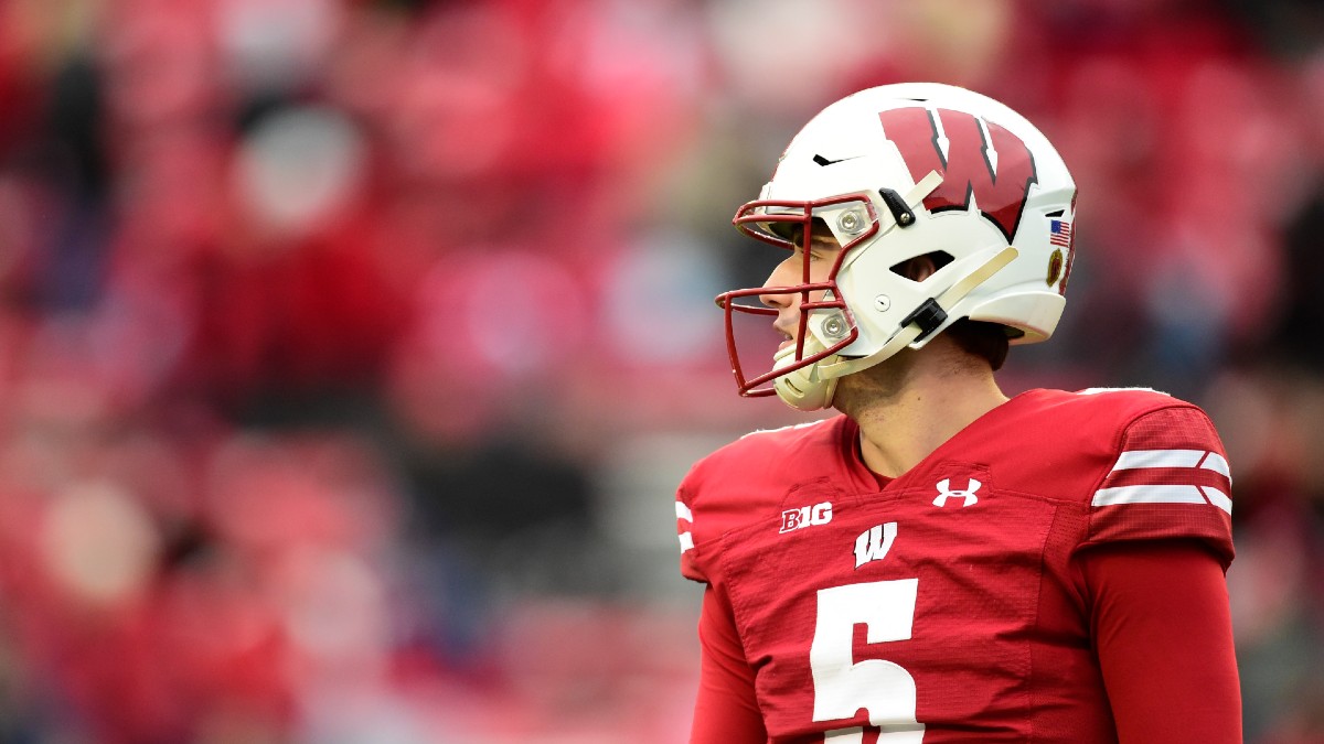 College Football Betting Pace Report: Week 6 Over/Unders to Watch, Including Wisconsin vs. Northwestern article feature image