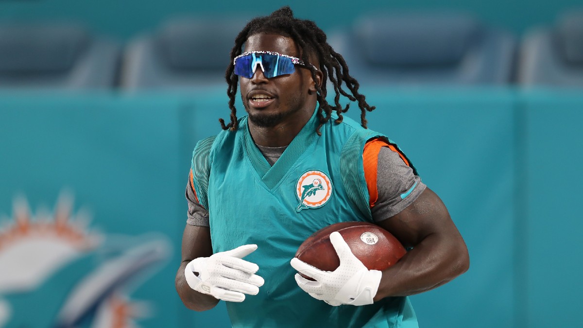 How to Live Bet Steelers-Dolphins on Sunday Night Football in NFL Week 7 article feature image
