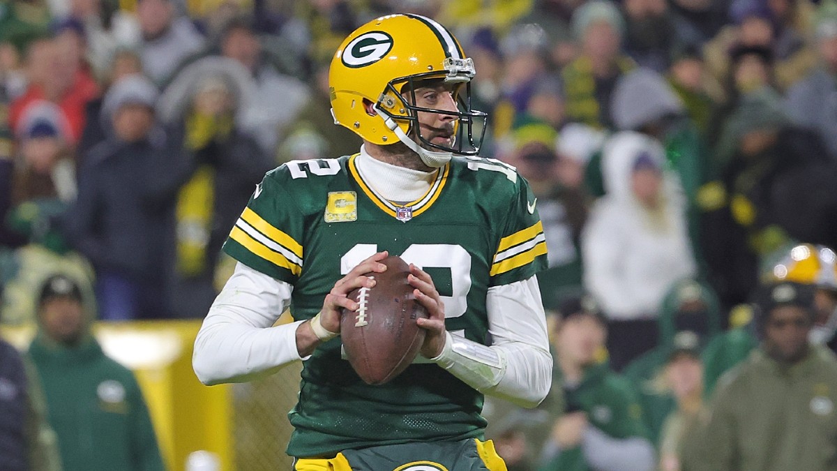 Fantasy Football Start/Sit for Titans vs Packers: Calls on Aaron Rodgers, Christian Watson, More article feature image