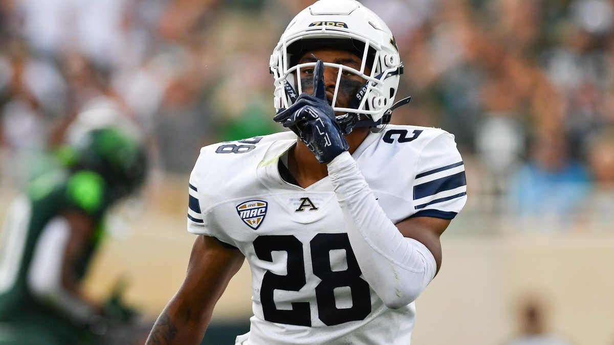 College Football Predictions Tuesday: Eastern Michigan vs. Akron MACtion Odds a Best Bet for Sharps (Nov. 8) article feature image