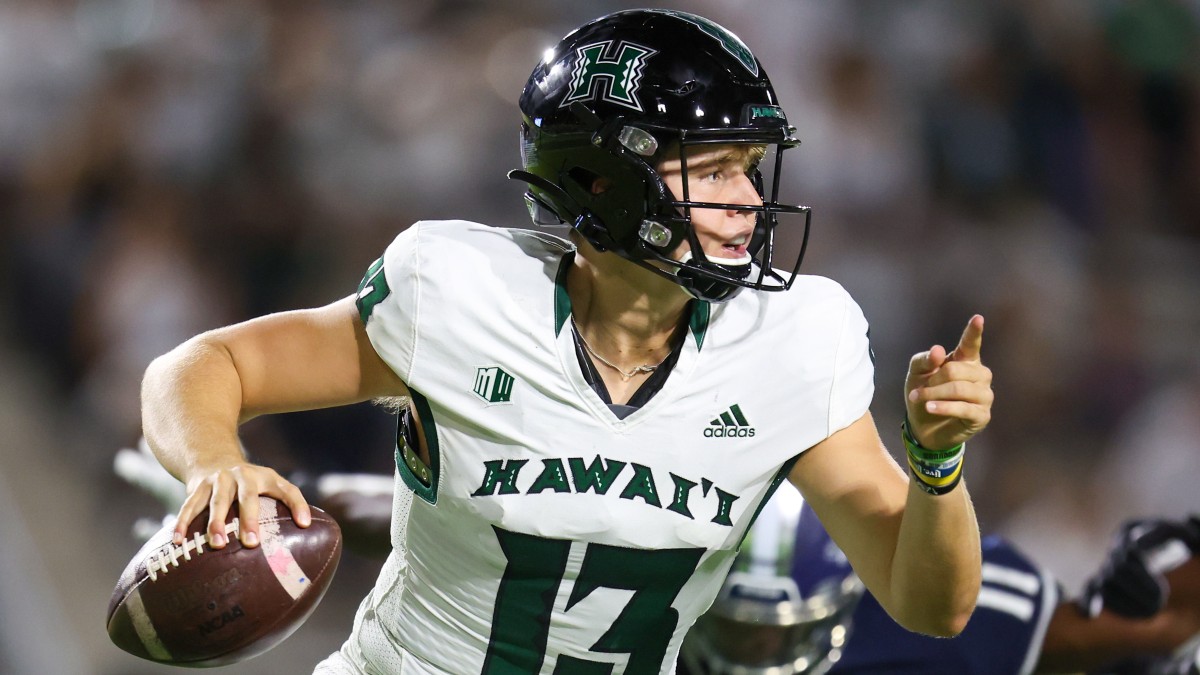College Football Over/Under Picks: Hawaii vs. Fresno State, James Madison vs. Louisville, More Best Bets article feature image