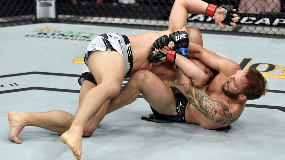 UFC 281 Odds, Pick & Prediction for Brad Riddell vs. Renato Moicano: Take This +330 Prop Play (Saturday, November 12) article feature image