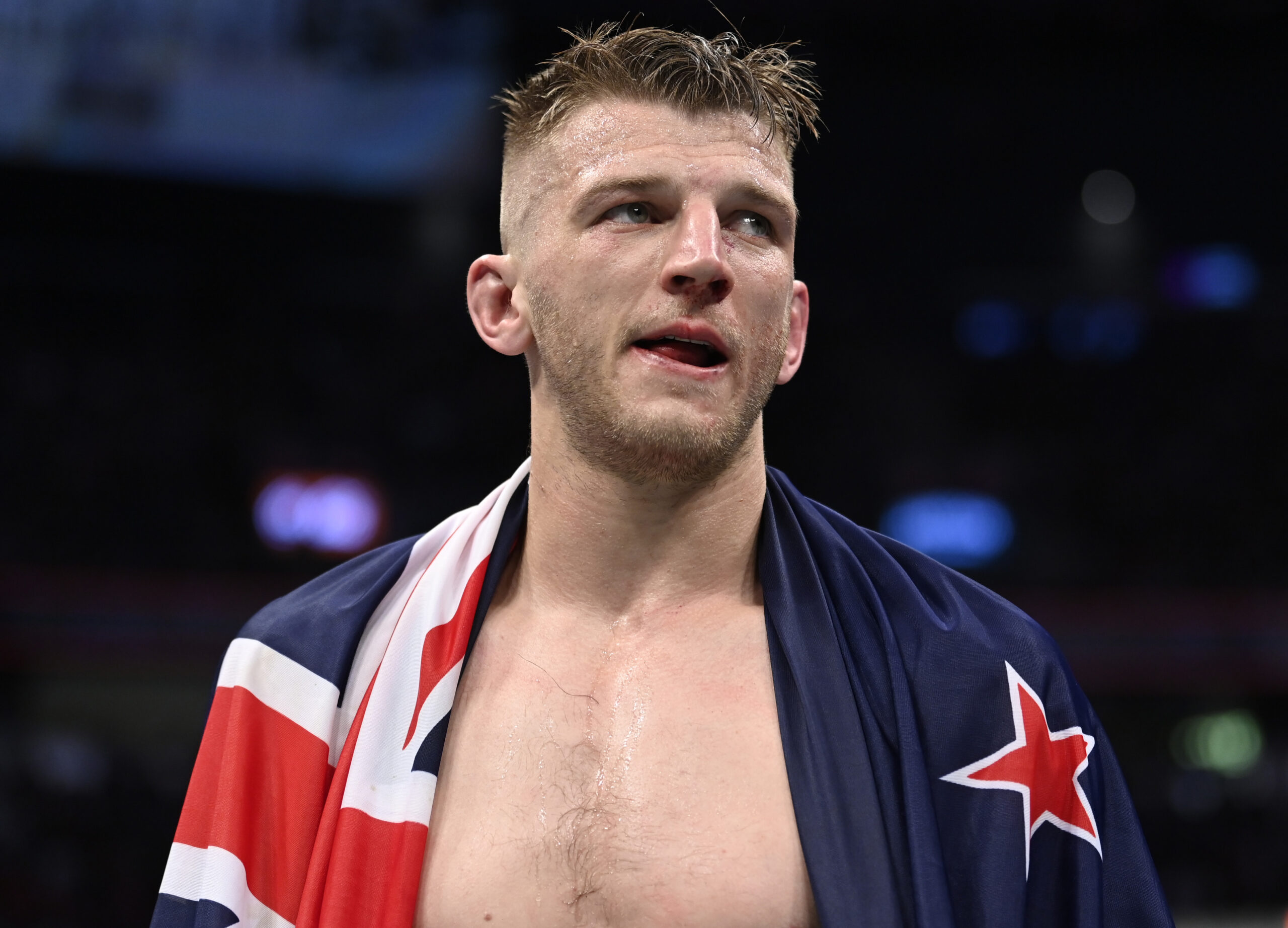UFC 281 Odds, Pick & Prediction for Dan Hooker vs. Claudio Puelles: Which Fighter Is Drawing Dead? (Saturday, November 12) article feature image