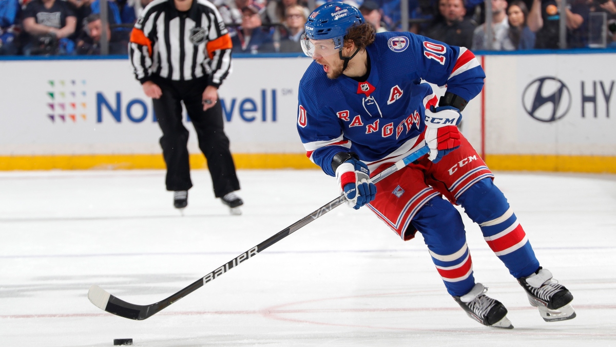 Islanders vs. Rangers Prediction: NHL Odds & Betting Preview (November 8) article feature image