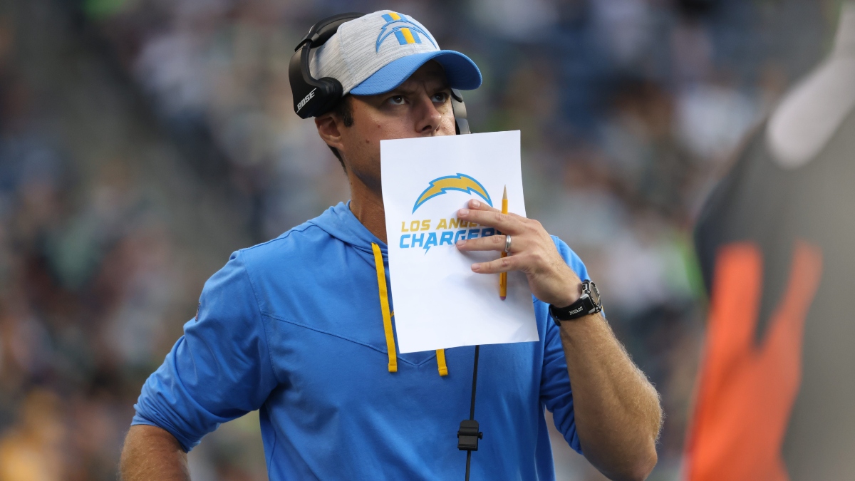 Chiefs vs. Chargers NFL Odds, Pick, Prediction: Sunday Night Football’s Winning Spread Betting System article feature image
