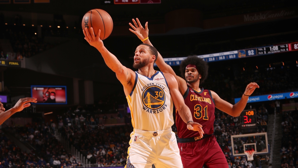 Cavaliers vs. Warriors NBA Betting Odds & Picks: How to Bet the First Half article feature image