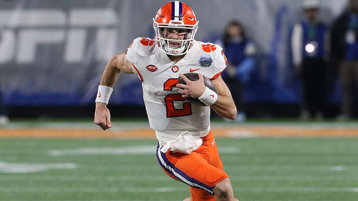 Orange Bowl Odds, Pick and Prediction: An Edge on the Total for Clemson vs. Tennessee article feature image