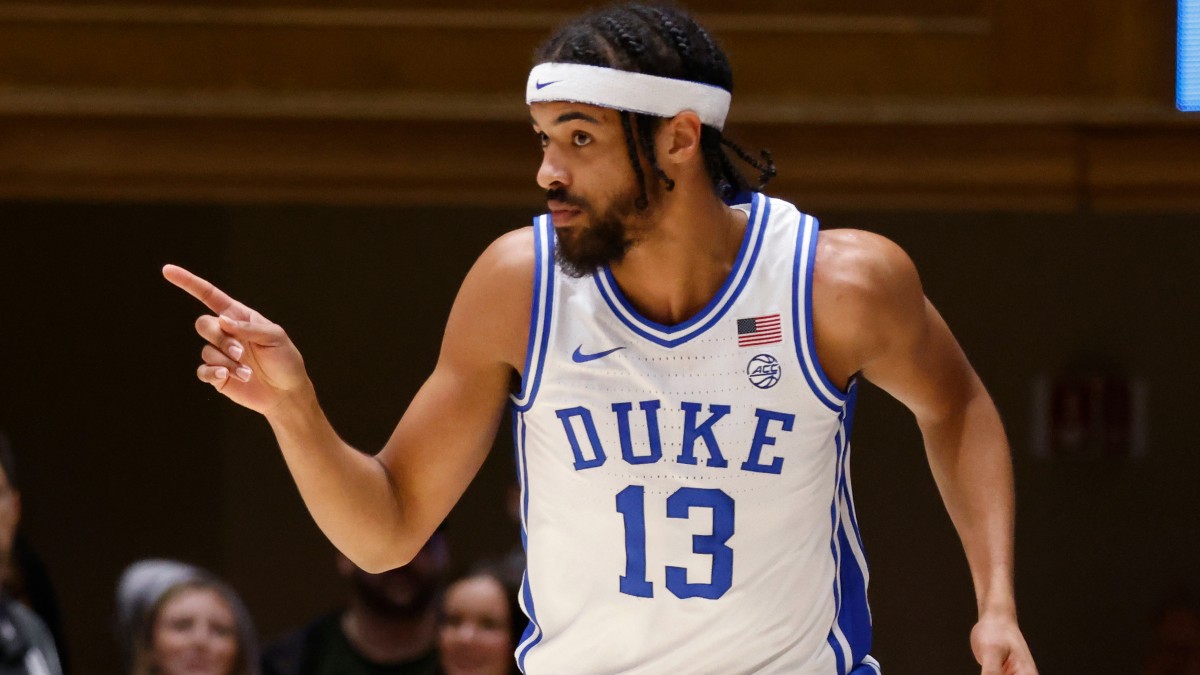 Jimmy V Classic Picks: Sharps Betting Both College Basketball Spreads in Iowa vs. Duke, Illinois vs. Texas article feature image