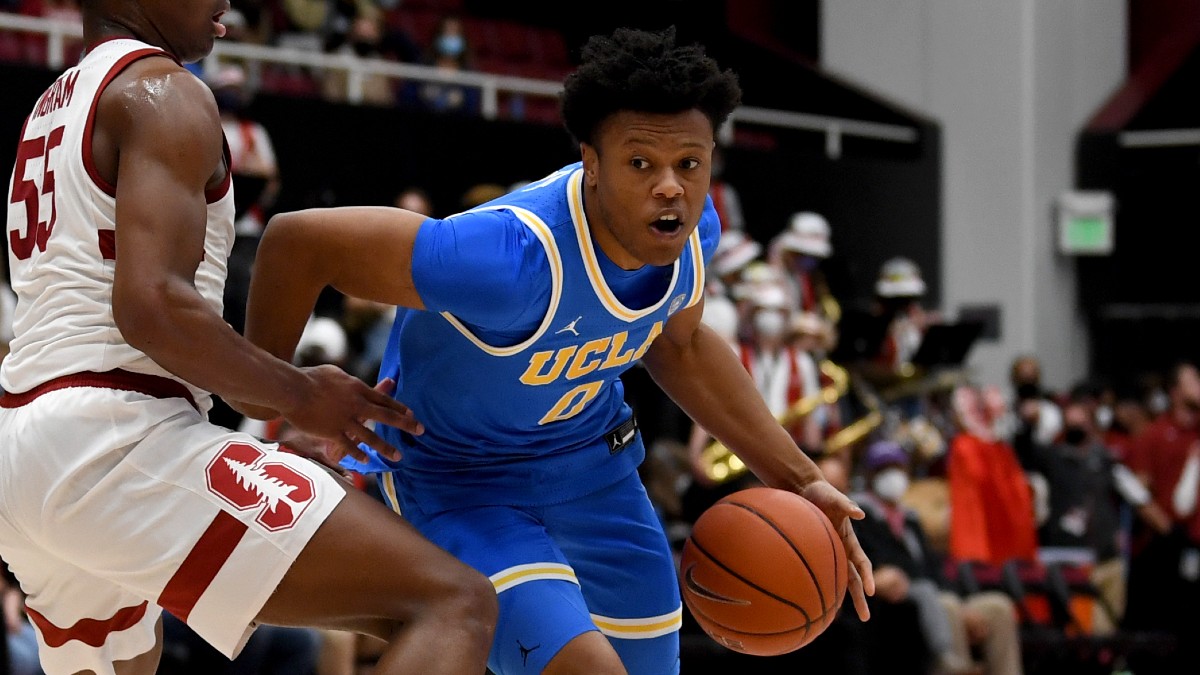 College Basketball Predictions: UCLA vs. Stanford, Creighton vs. Texas Fit Profitable Spread Systems Thursday article feature image