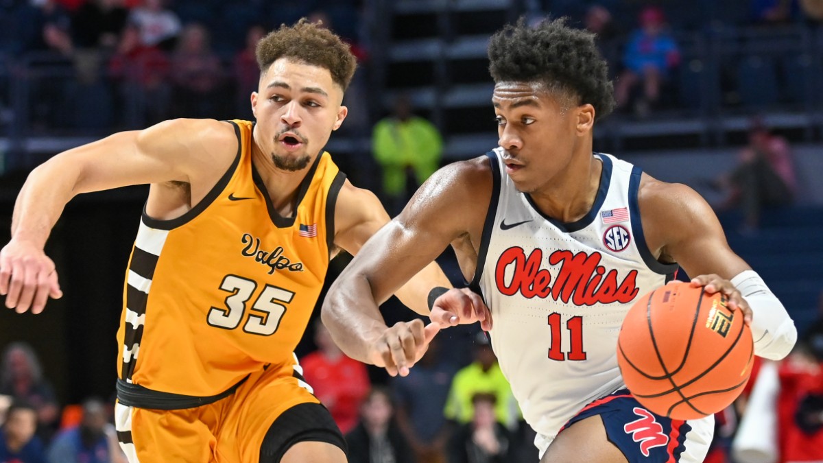 College Basketball Odds, Picks & Predictions: UCF vs. Ole Miss Wednesday Betting Preview (Dec. 14) article feature image