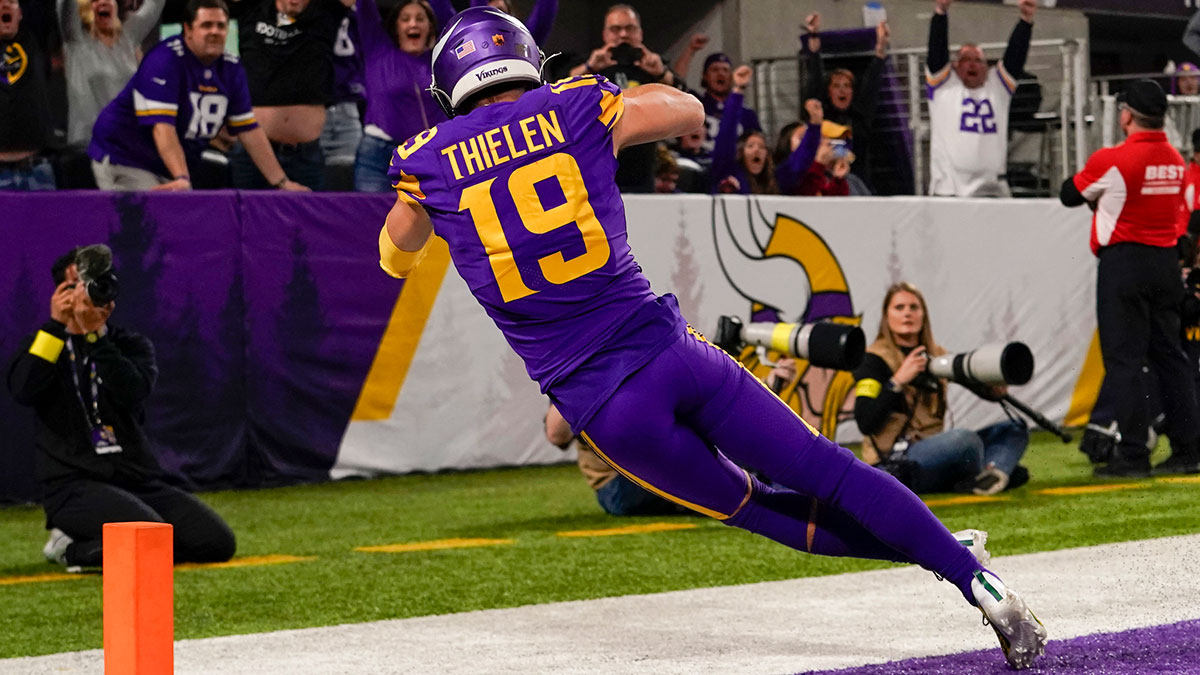 Vikings vs Colts Odds, Player Props: 2 Anytime Touchdown Picks for Michael Pittman Jr. & Adam Thielen article feature image