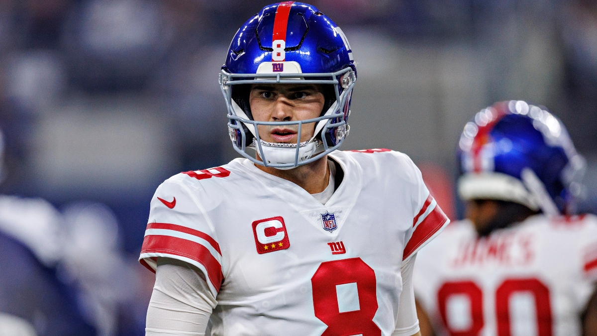 Minnesota Vikings vs New York Giants Prediction, Player Props: Will Daniel  Jones Let it Fly on Christmas Eve?