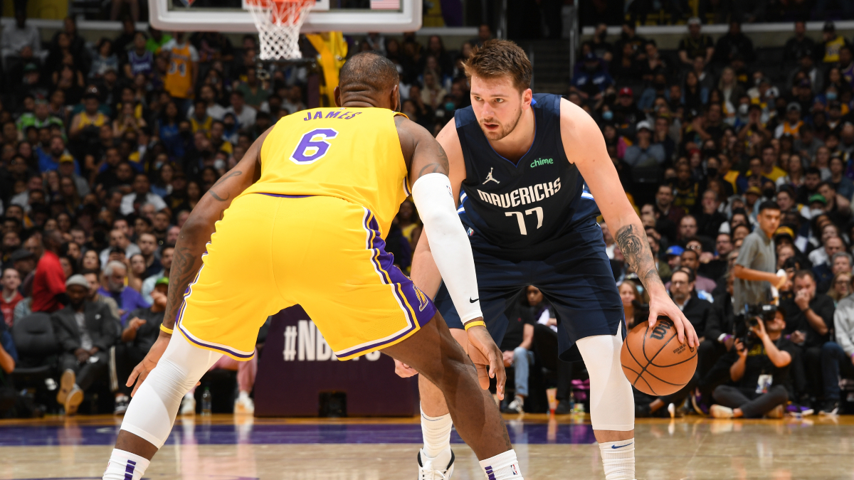 Lakers vs. Mavericks Odds for Christmas Day: Luka & Co. Near Double-Digit Favorites (December 25) article feature image