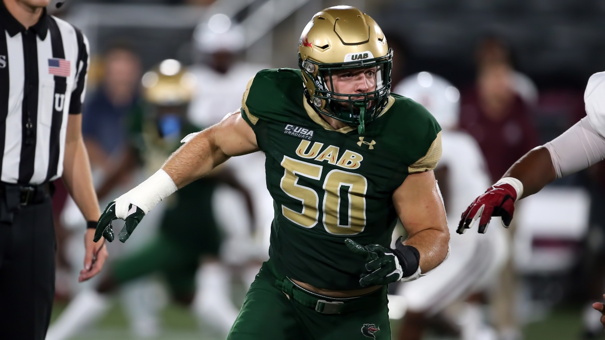 College Football Odds: Sharp Betting Picks for Miami Ohio vs. UAB in Friday Morning’s Bahamas Bowl article feature image