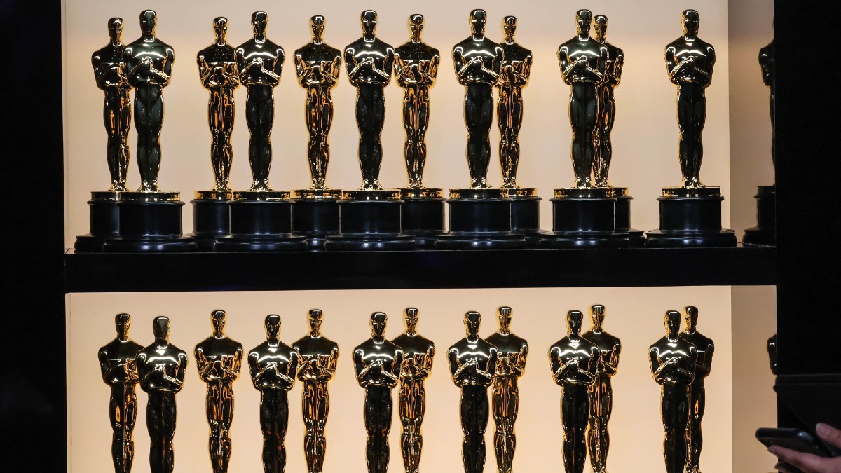 2023 Oscar Odds For Every Category, Including Best Picture, Best Actor, More article feature image