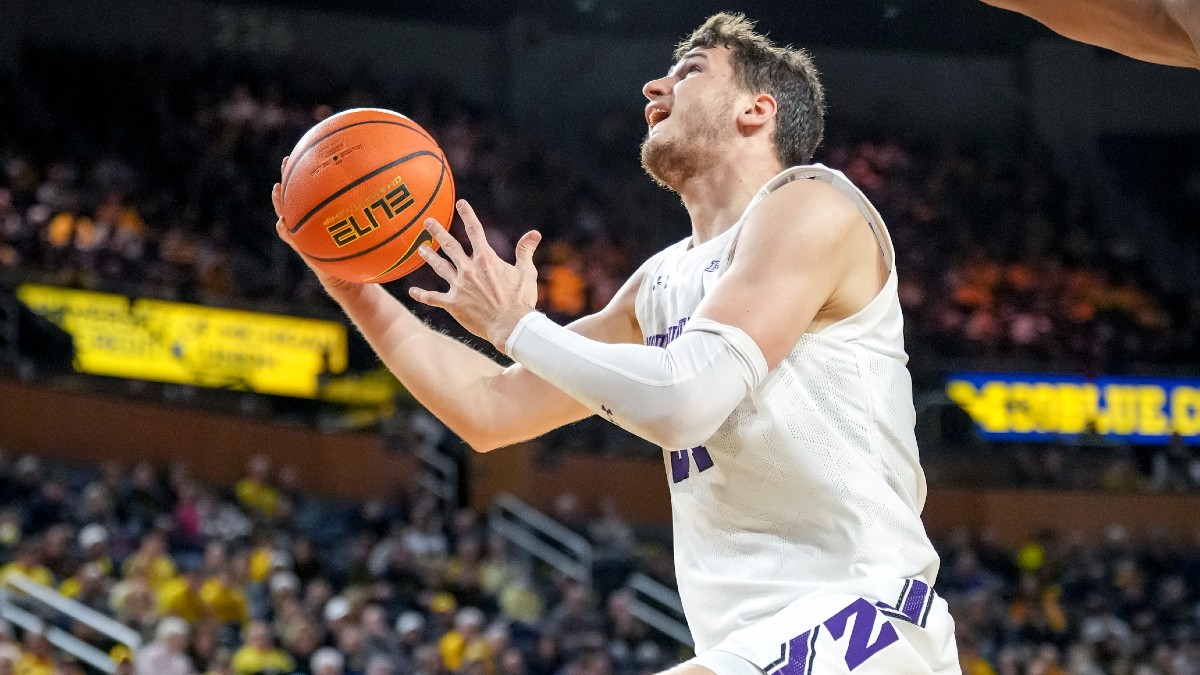 Wisconsin vs. Northwestern Monday Predictions, Picks: Expert Betting Plays on Spread, Over/Under article feature image