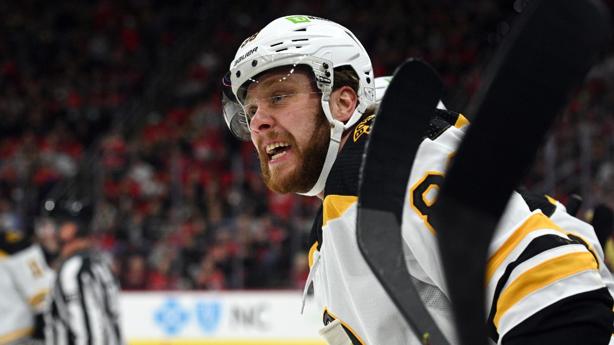 Bruins vs Maple Leafs Odds, Prediction: Wednesday NHL Betting Preview (Feb. 1) article feature image