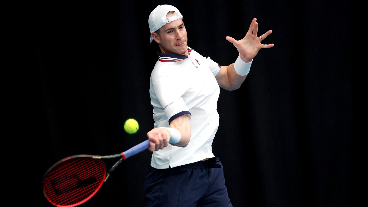Monday Australian Open Odds, Picks | John Isner vs Adrian Mannarino, Laslo Djere vs Zizou Bergs article feature image