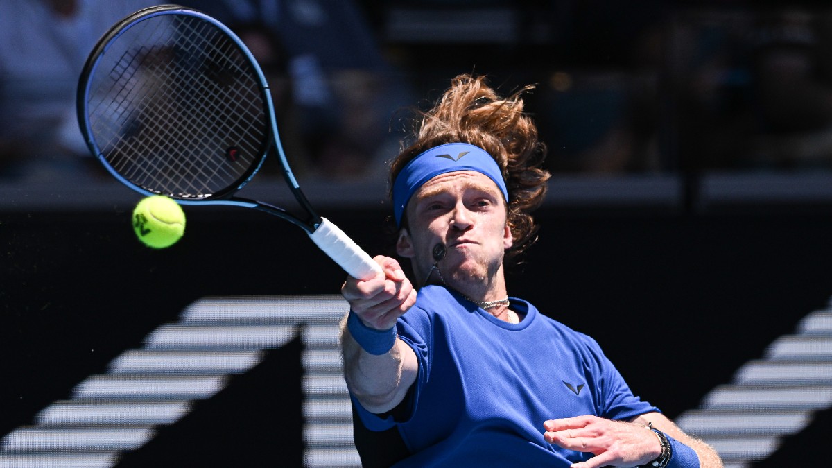 Australian Open Odds, Picks & Predictions | Round 4 Match Previews article feature image