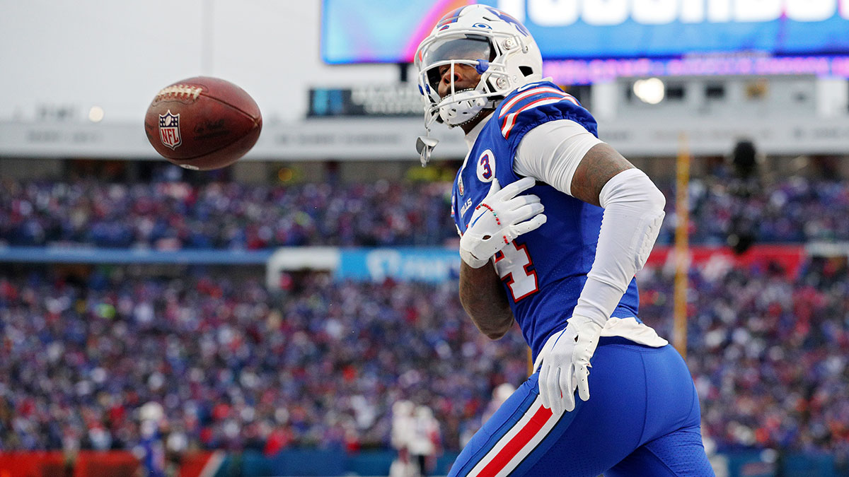 NFL Picks for Wild Card Sunday: Expert Bets for Dolphins vs Bills, More