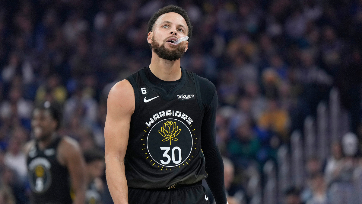 Warriors vs. Spurs Odds & Pick: Bet Golden State to Cover at Alamodome (January 13) article feature image