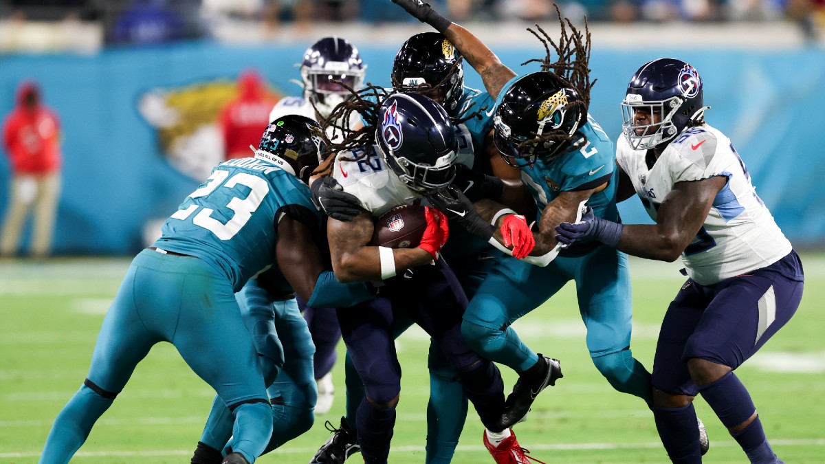NFL Live Betting Week 18: How We’re Live Betting Titans-Jaguars on Saturday Night Football article feature image