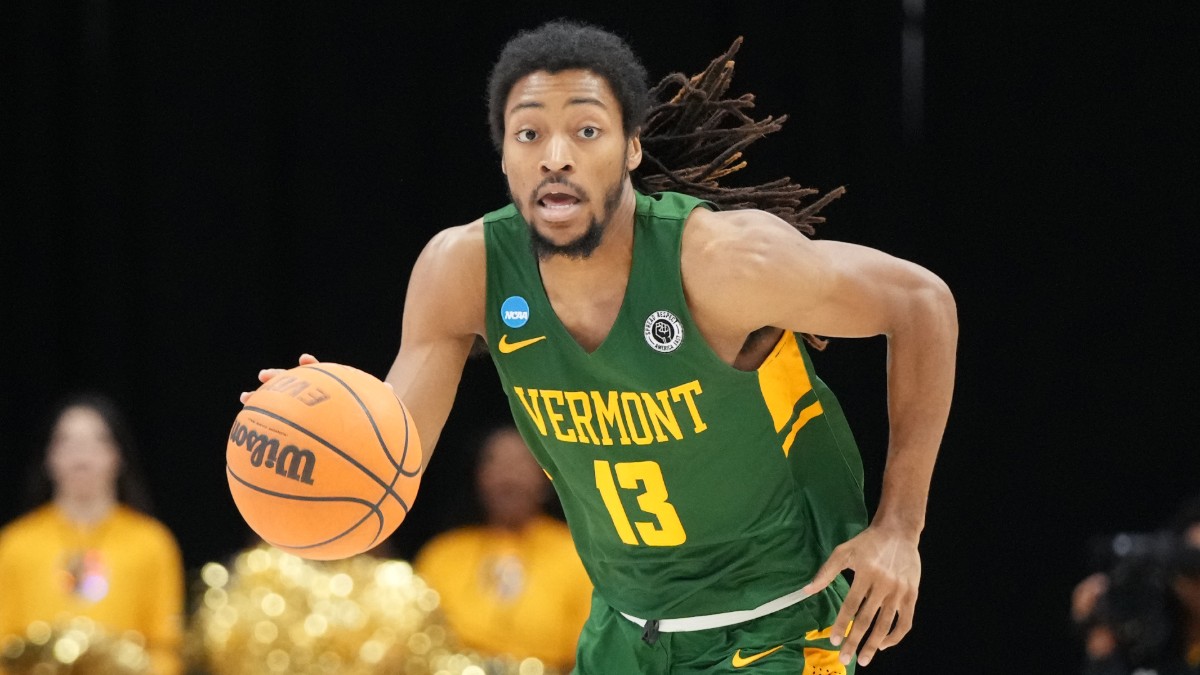 College Basketball Picks, Predictions: Calabrese & McGrath’s Pick & Roll, Including Robert Morris vs. Milwaukee, NJIT vs. Vermont article feature image